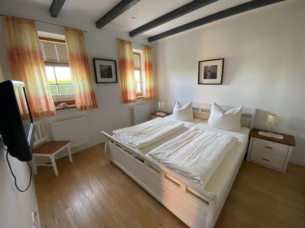 Oltmanns Ferienhaus Bummert Am Hafen Greetsiel Exterior foto
