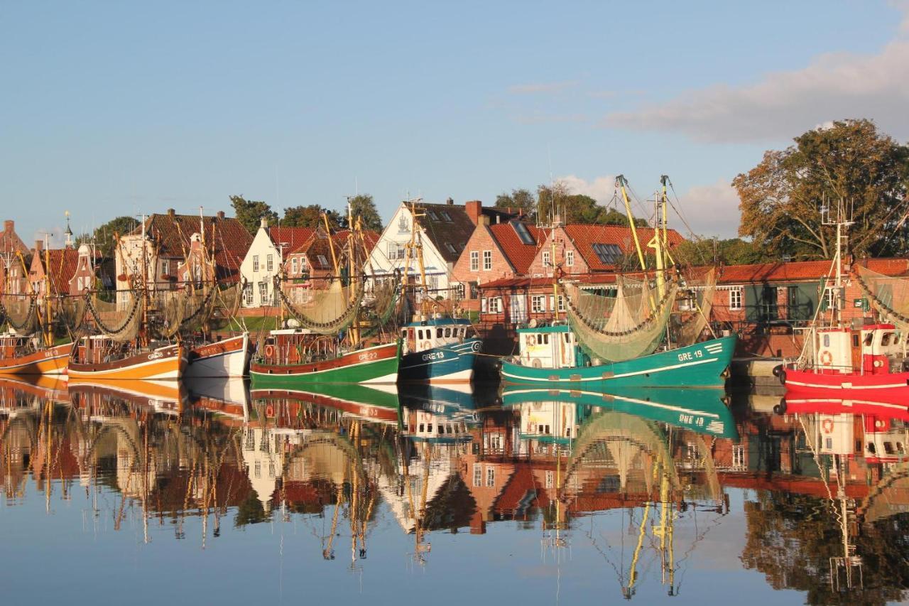 Oltmanns Ferienhaus Bummert Am Hafen Greetsiel Exterior foto